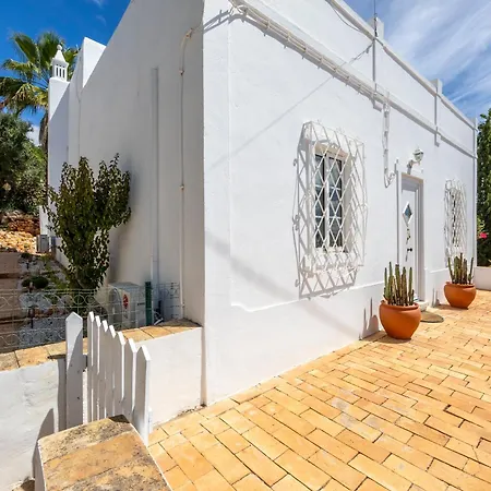 Casa Ladeira Villa