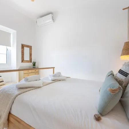 Casa Ladeira * Loulé