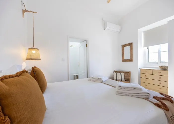 Casa Ladeira * Loulé