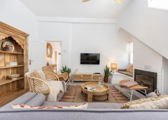 Casa Ladeira * Loulé