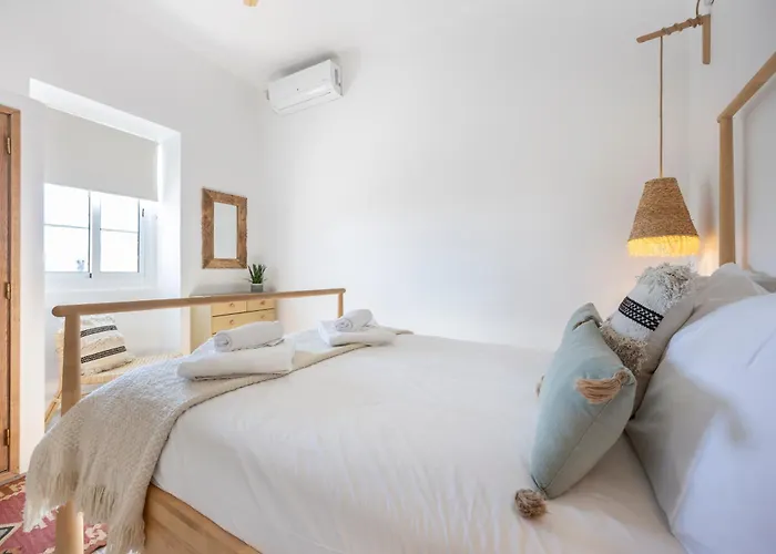 Casa Ladeira * Loulé