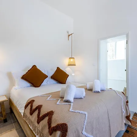 Casa Ladeira * Loulé