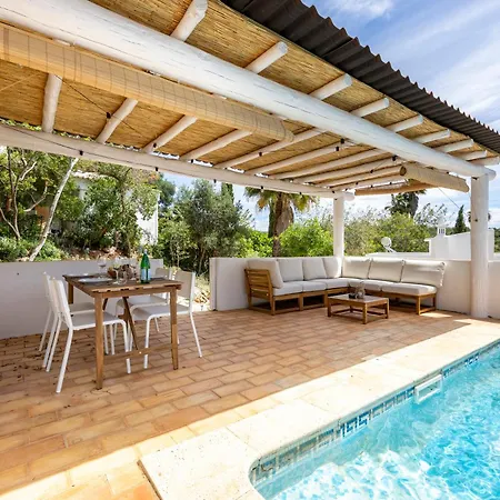 Casa Ladeira *